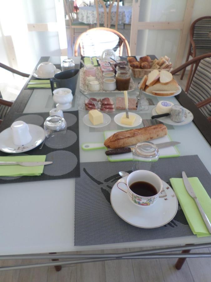 Bed and Breakfast Moulin De L'Abbesse Thouars Exteriér fotografie